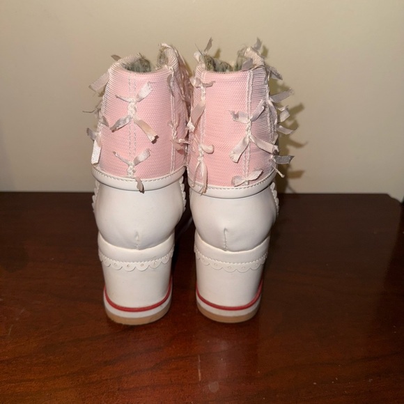 HILIB Women’s Cute Lolita Cosplay Brogue Wedge Boots - Picture 4 of 7